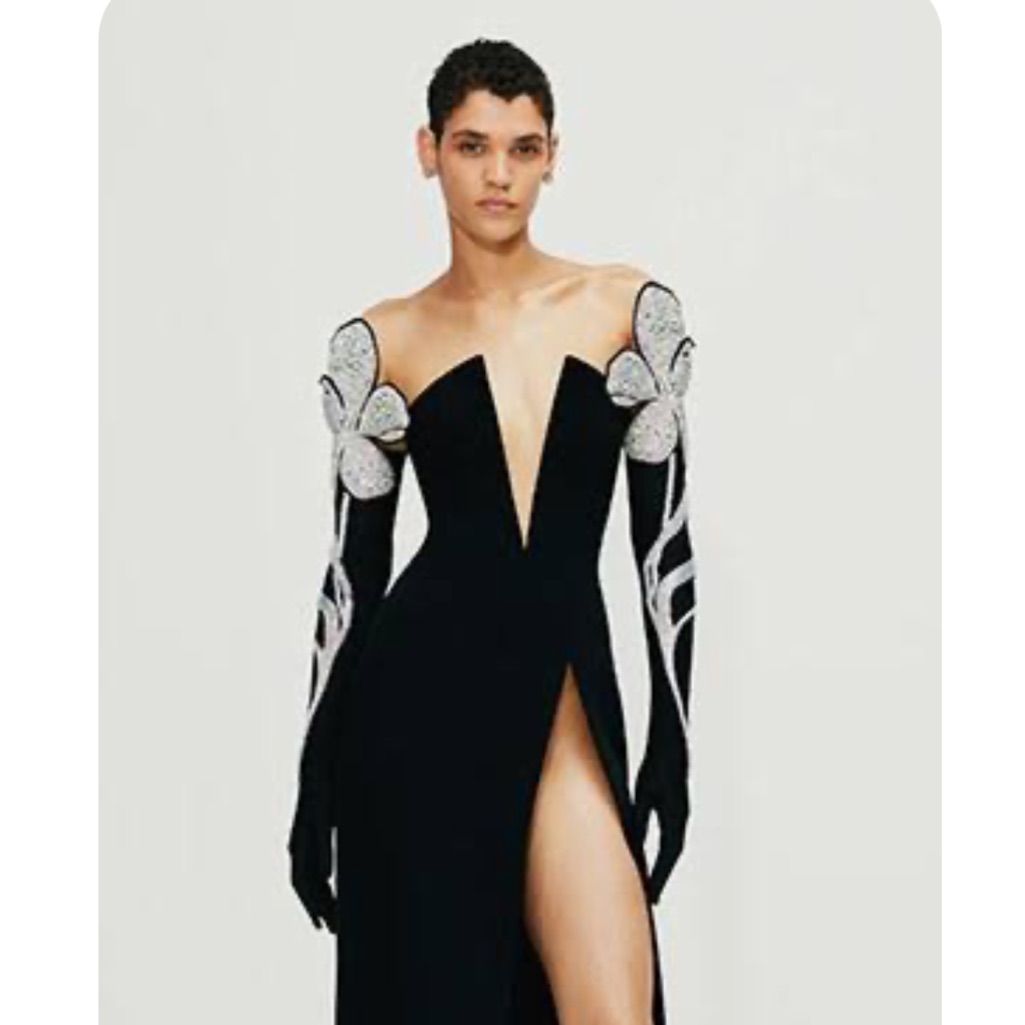 Strapless Black Evening Gown With Plunging V And Front Slit
